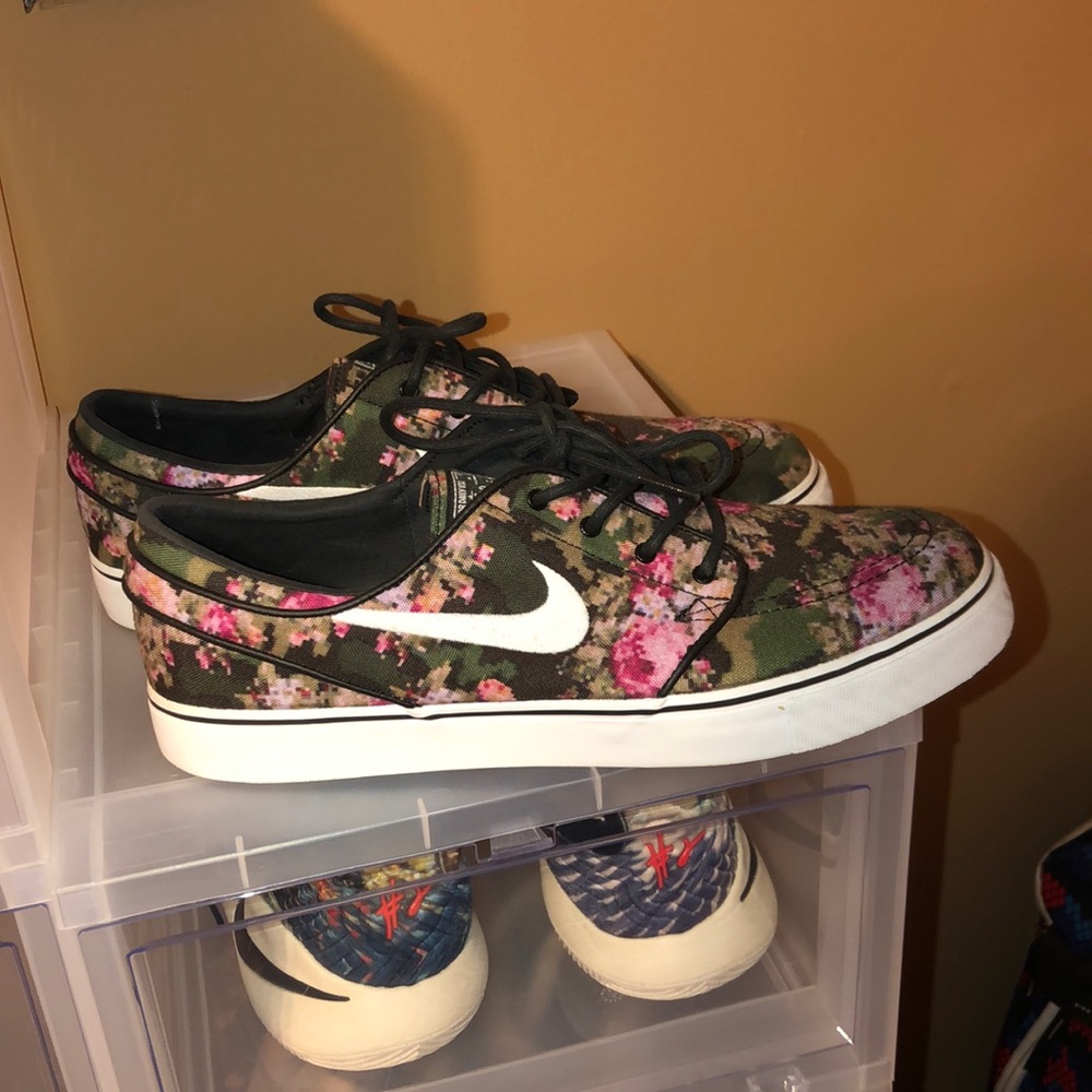 Nike Janoski Digi Floral